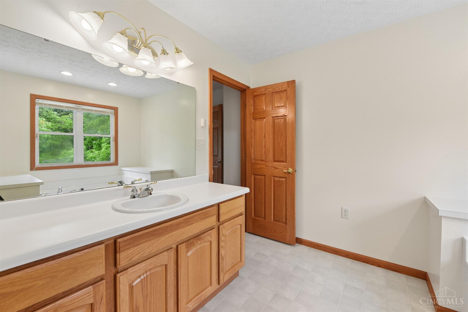 1109 Asbury Road