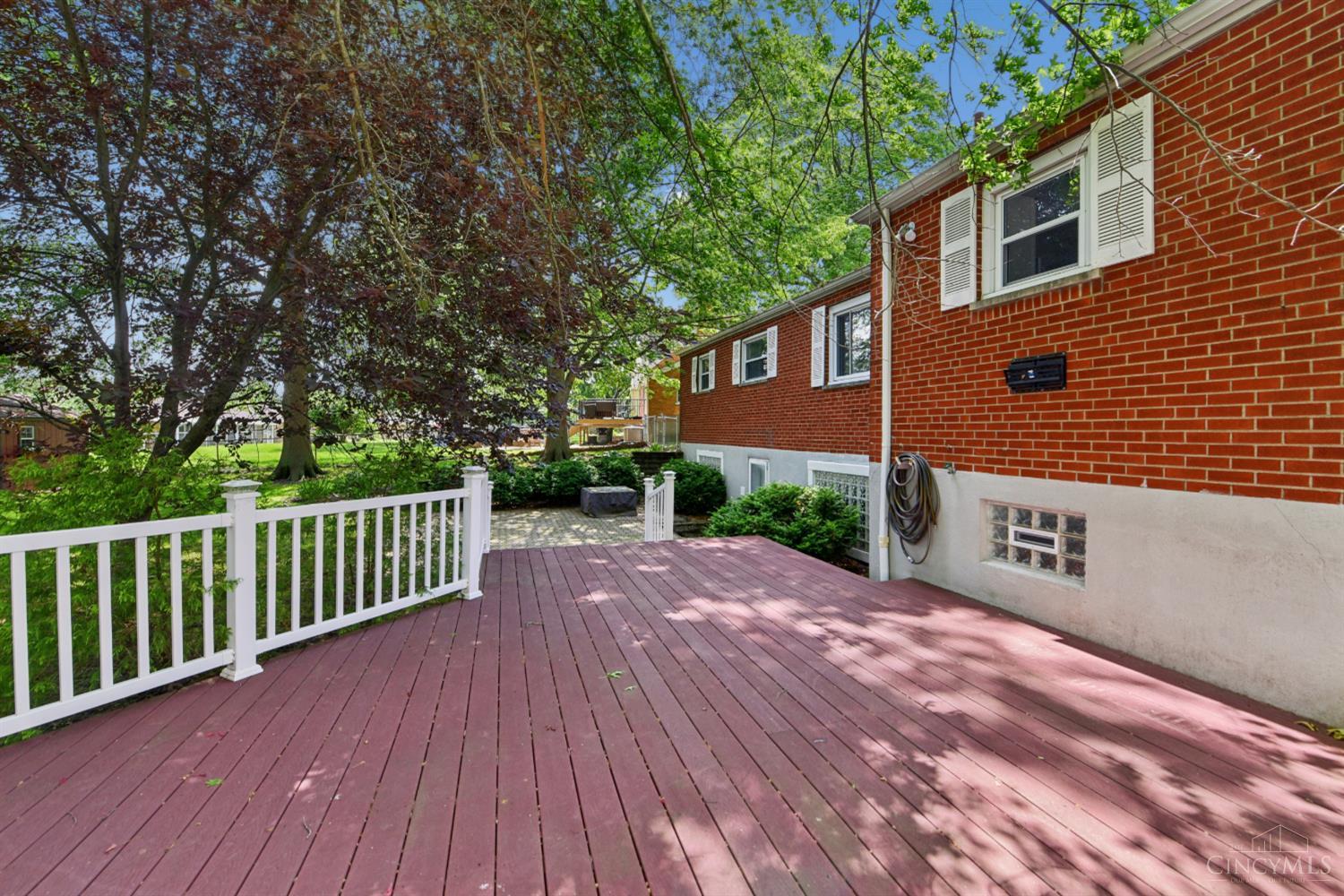 5692 Lauderdale Drive