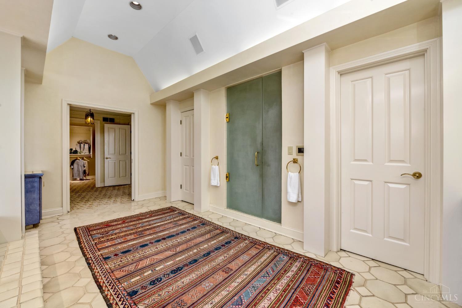 7352 Riverpoint Lane