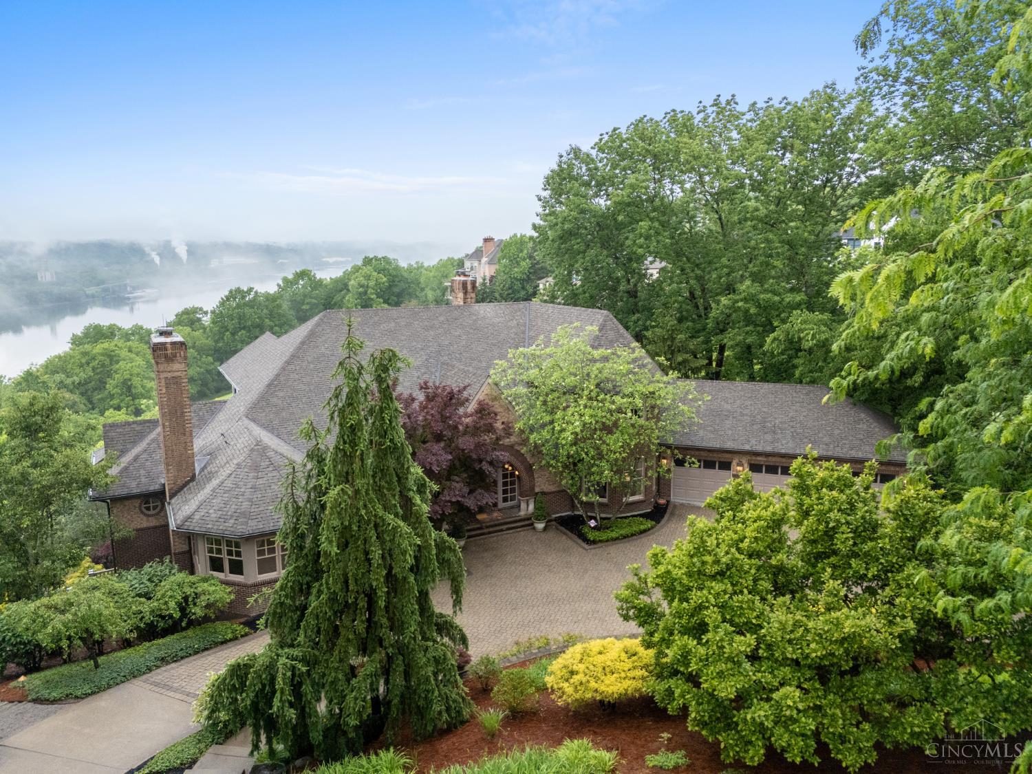 7352 Riverpoint Lane