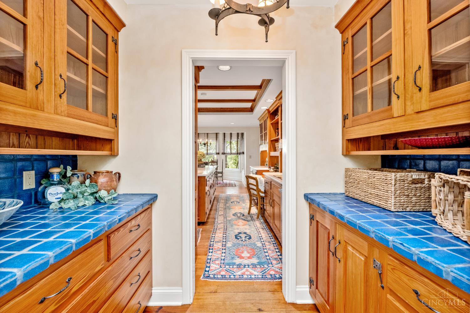 7352 Riverpoint Lane