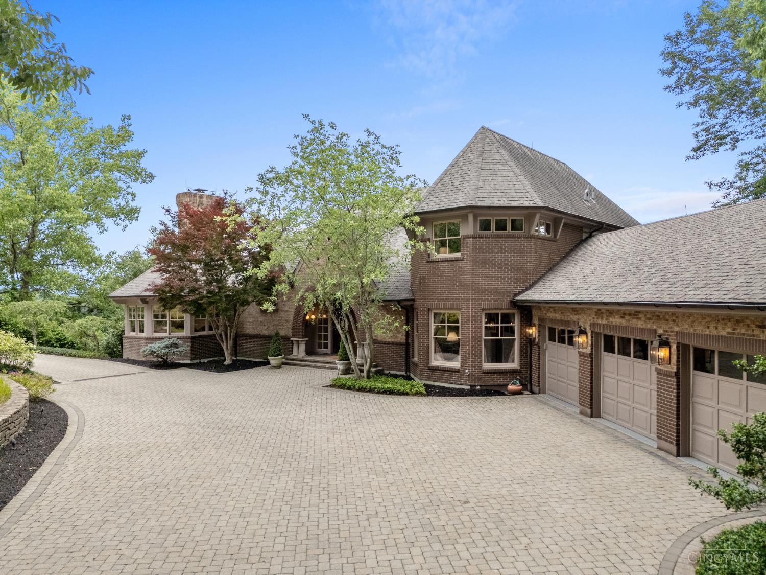7352 Riverpoint Lane