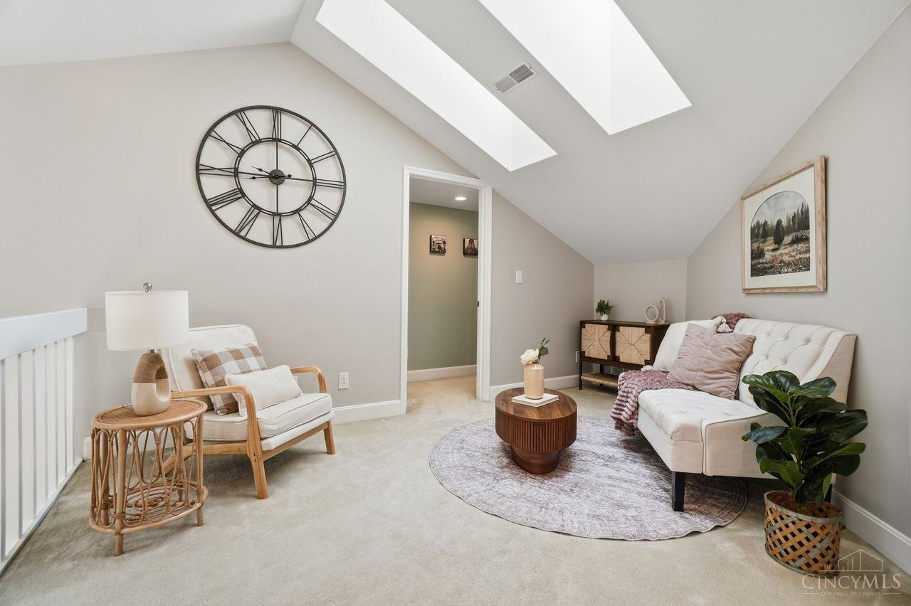 584 Cottingwood Court