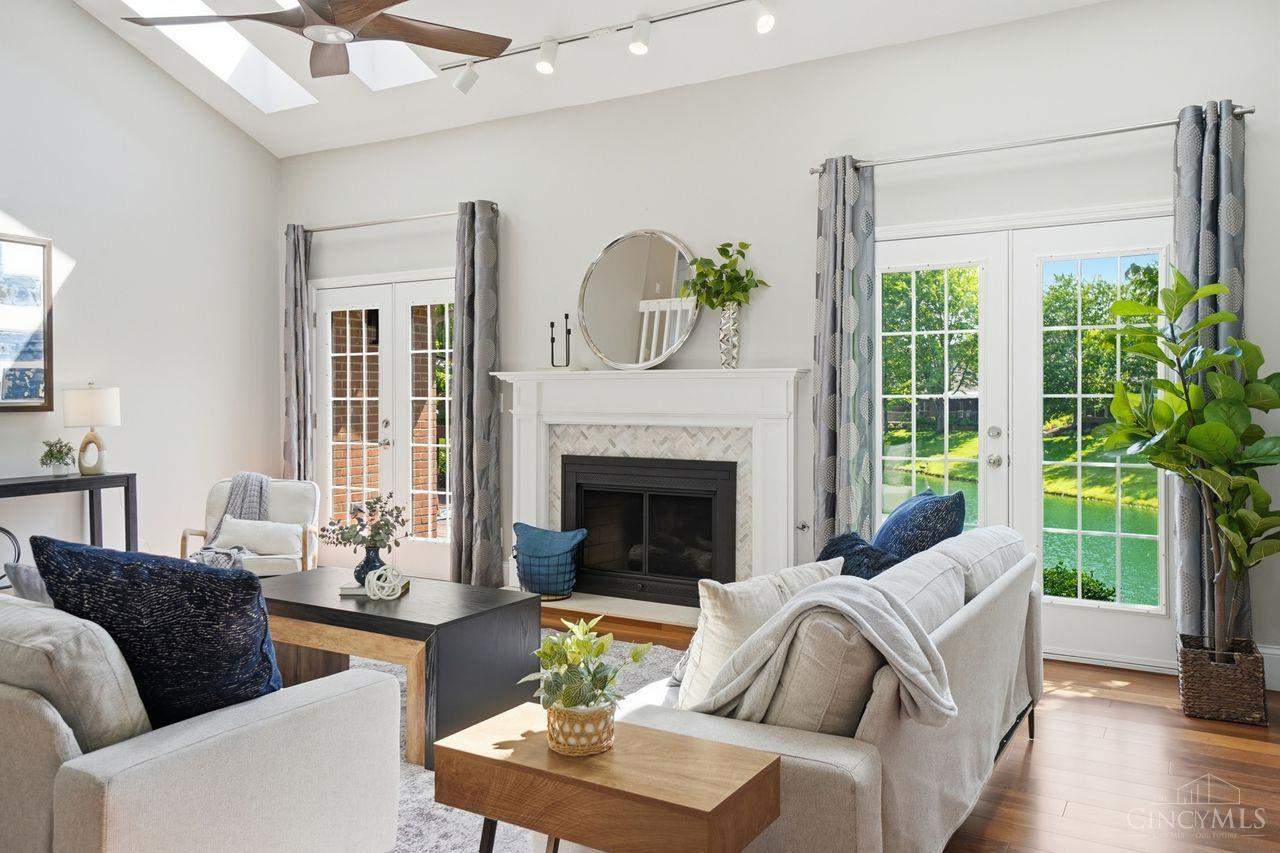584 Cottingwood Court