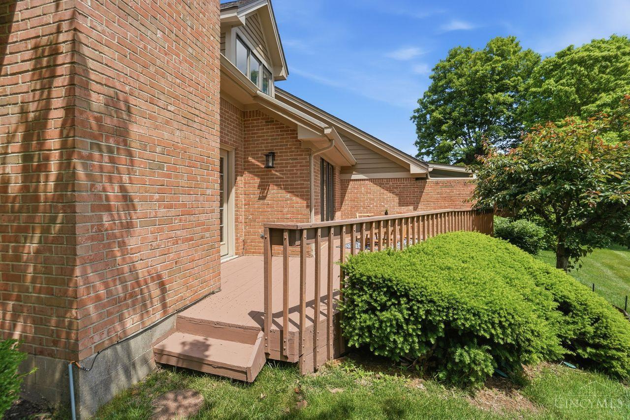 584 Cottingwood Court