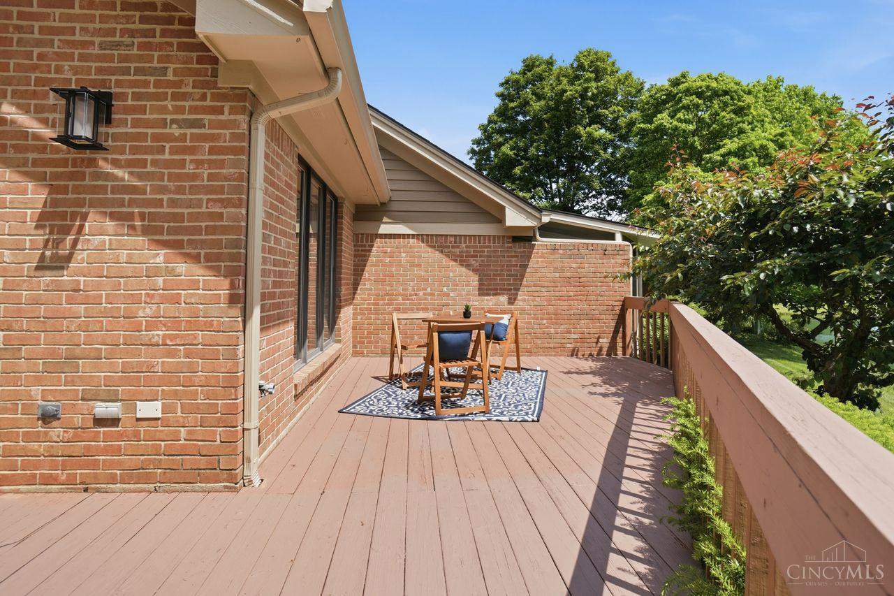 584 Cottingwood Court