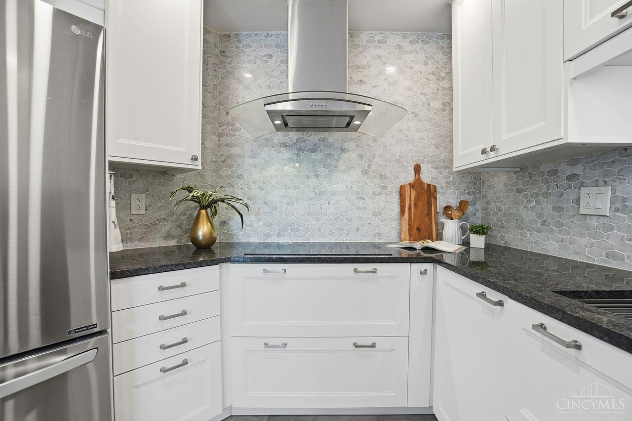 584 Cottingwood Court