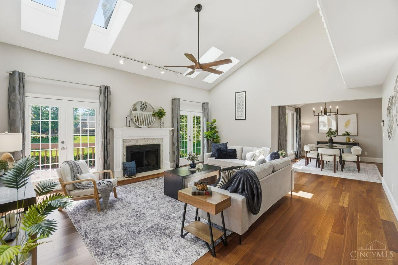 584 Cottingwood Court