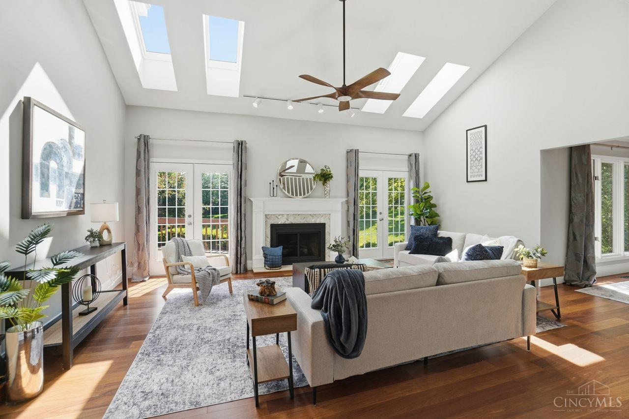 584 Cottingwood Court