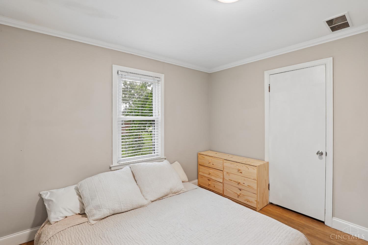 4669 Beechwood Road