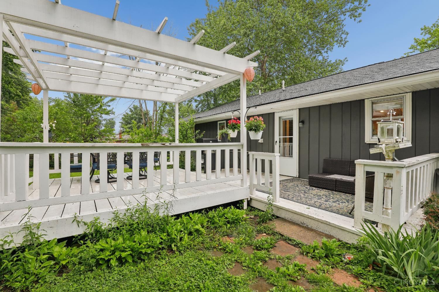 4669 Beechwood Road