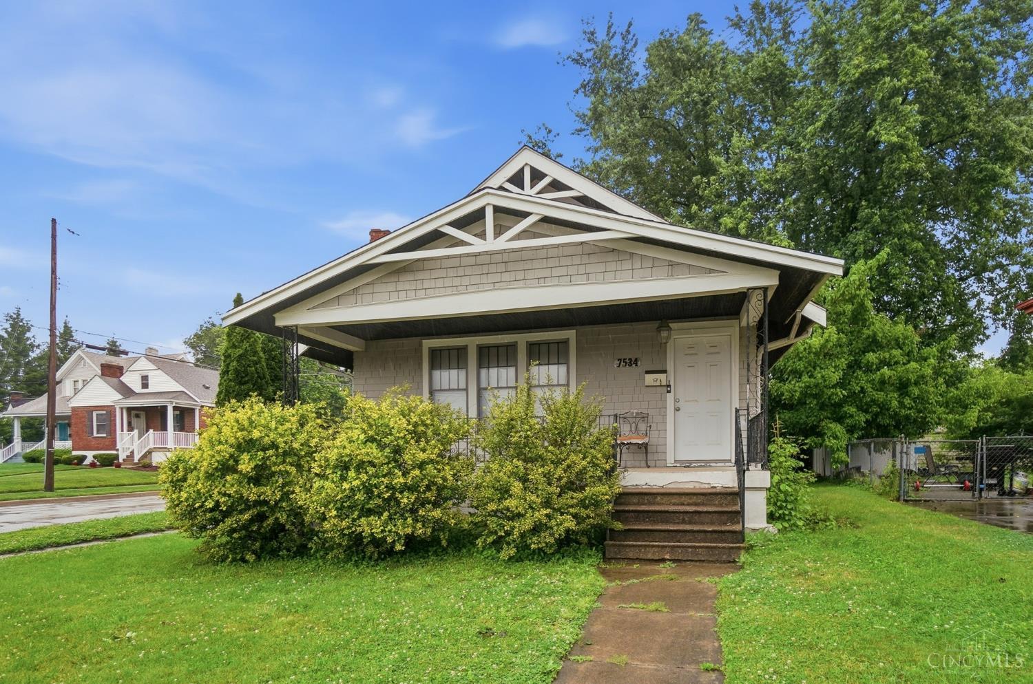 7534 Blue Ash Road