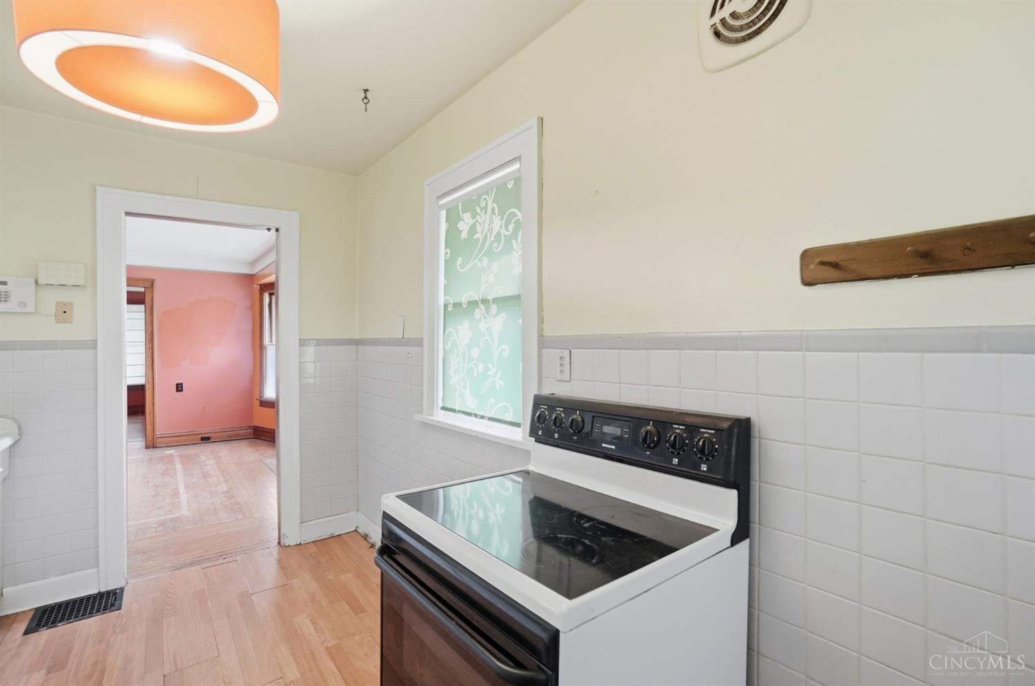 7534 Blue Ash Road