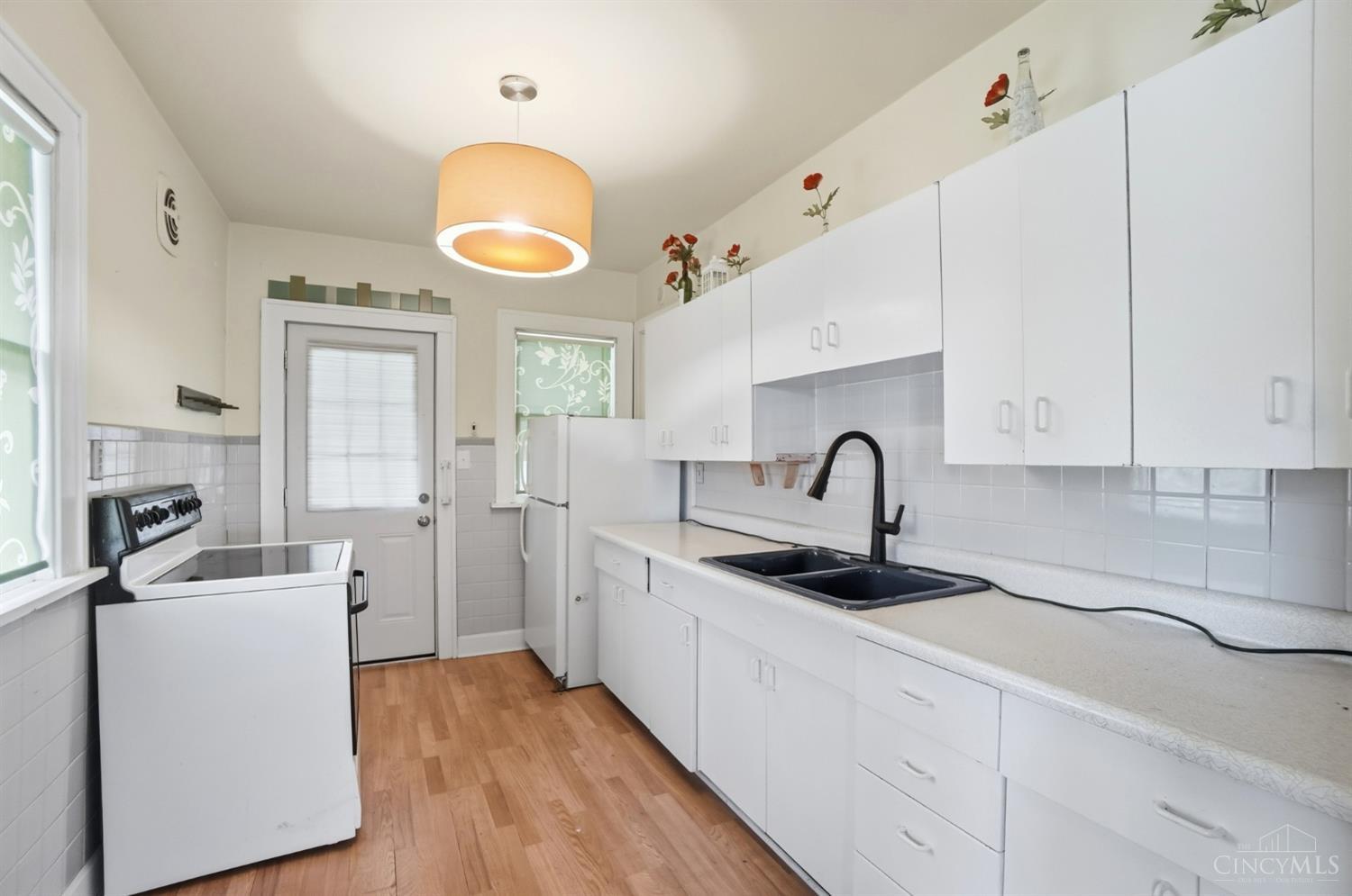 7534 Blue Ash Road
