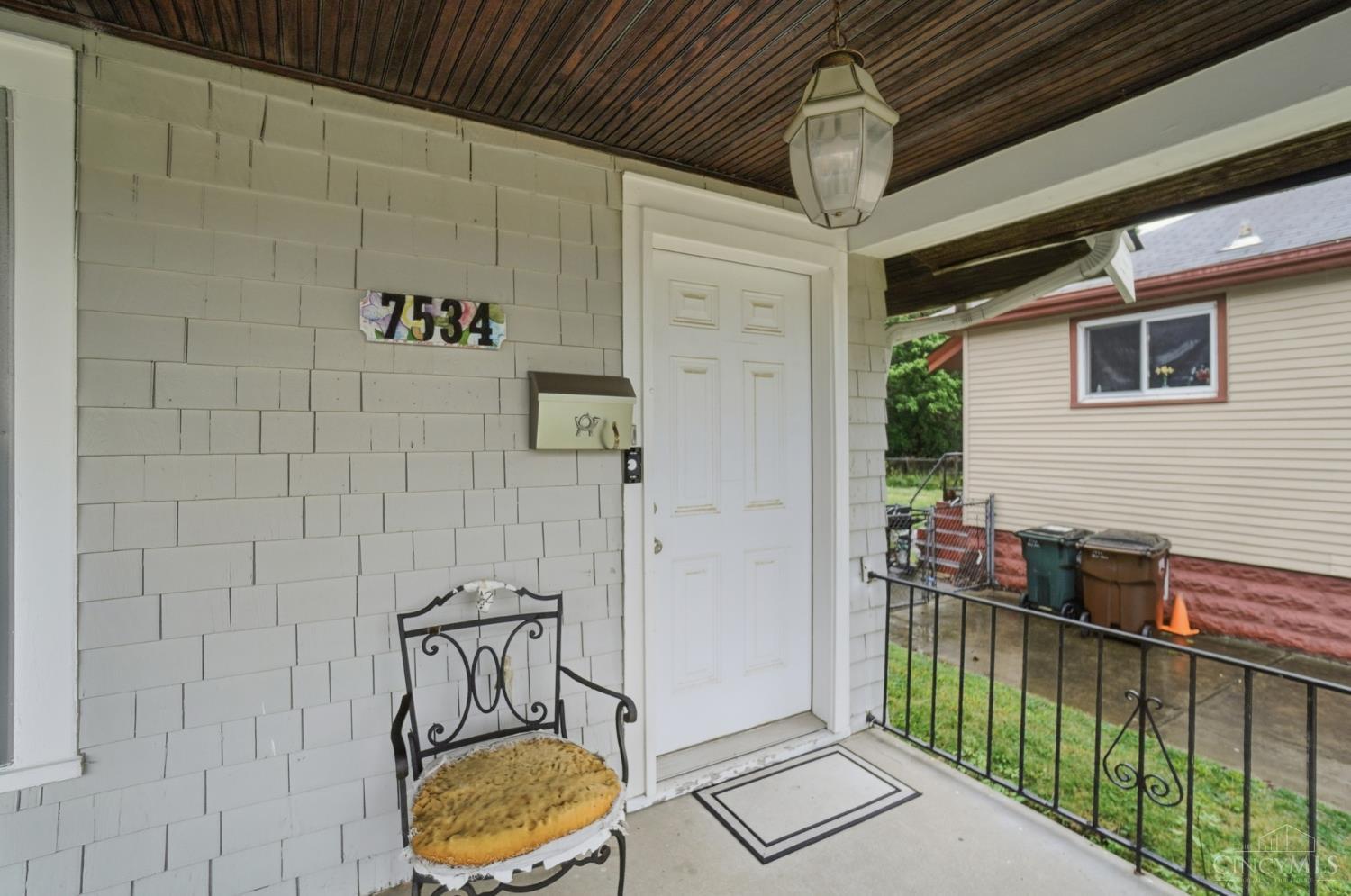 7534 Blue Ash Road