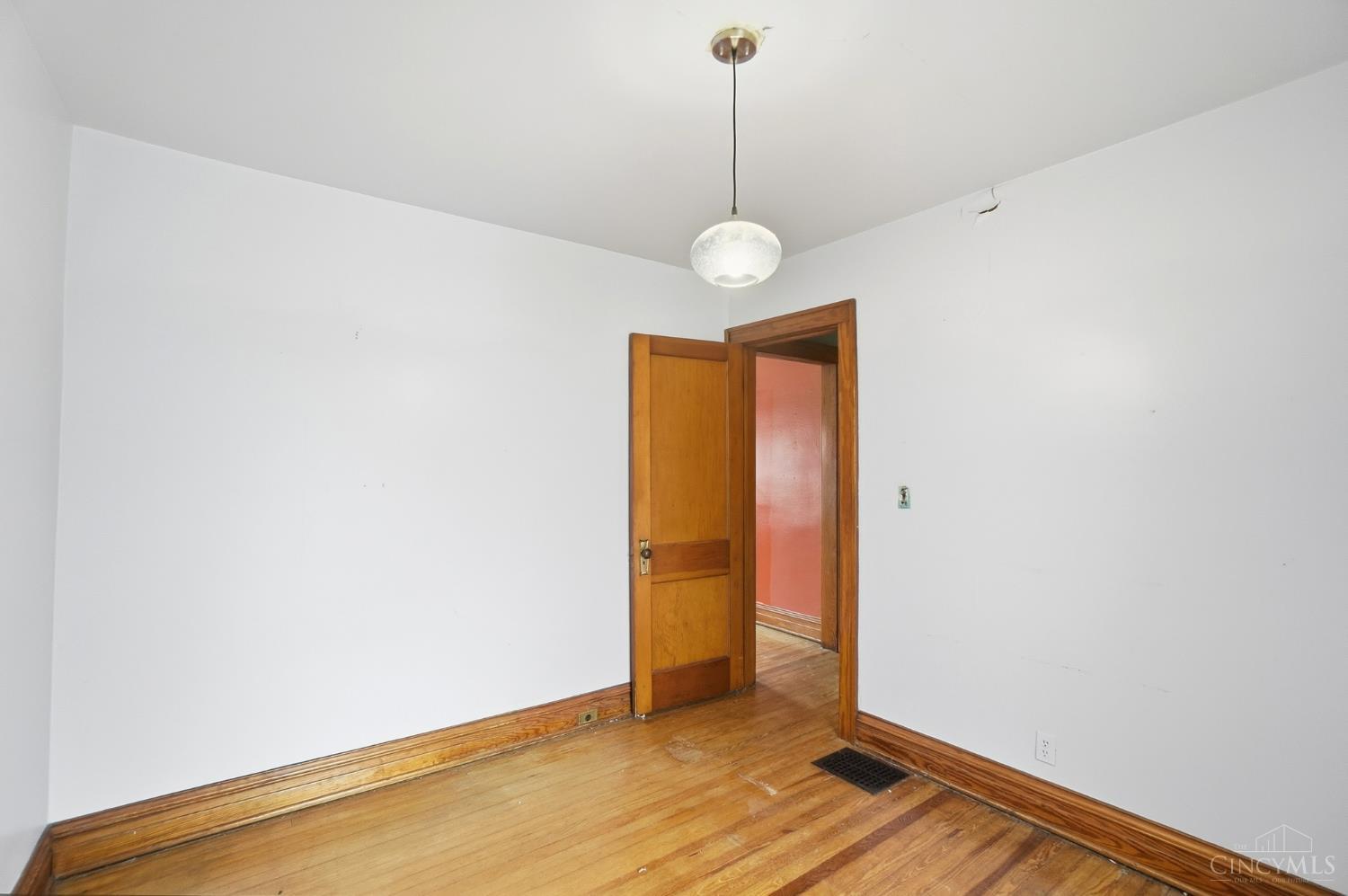 7534 Blue Ash Road