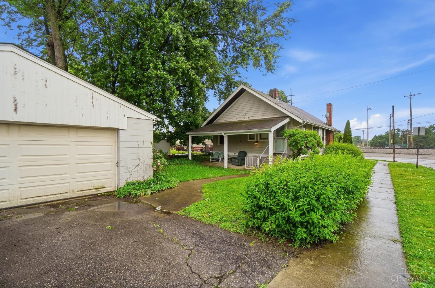 7534 Blue Ash Road