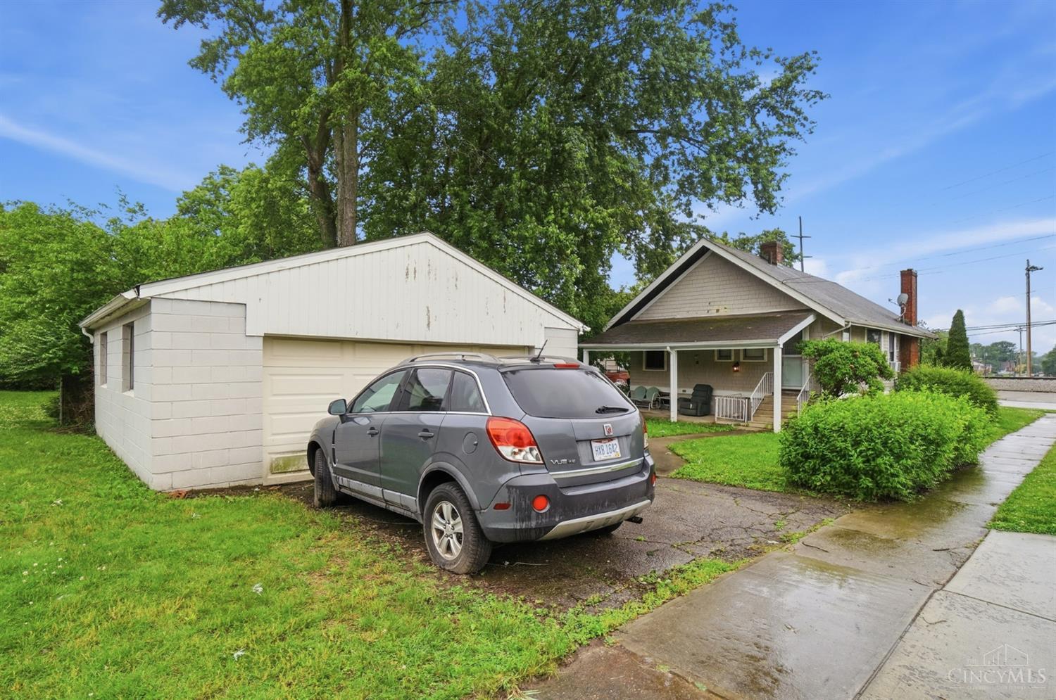 7534 Blue Ash Road