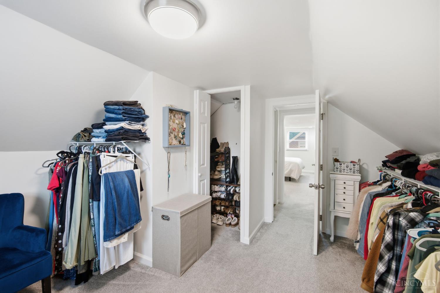 3016 Crestmoor Lane