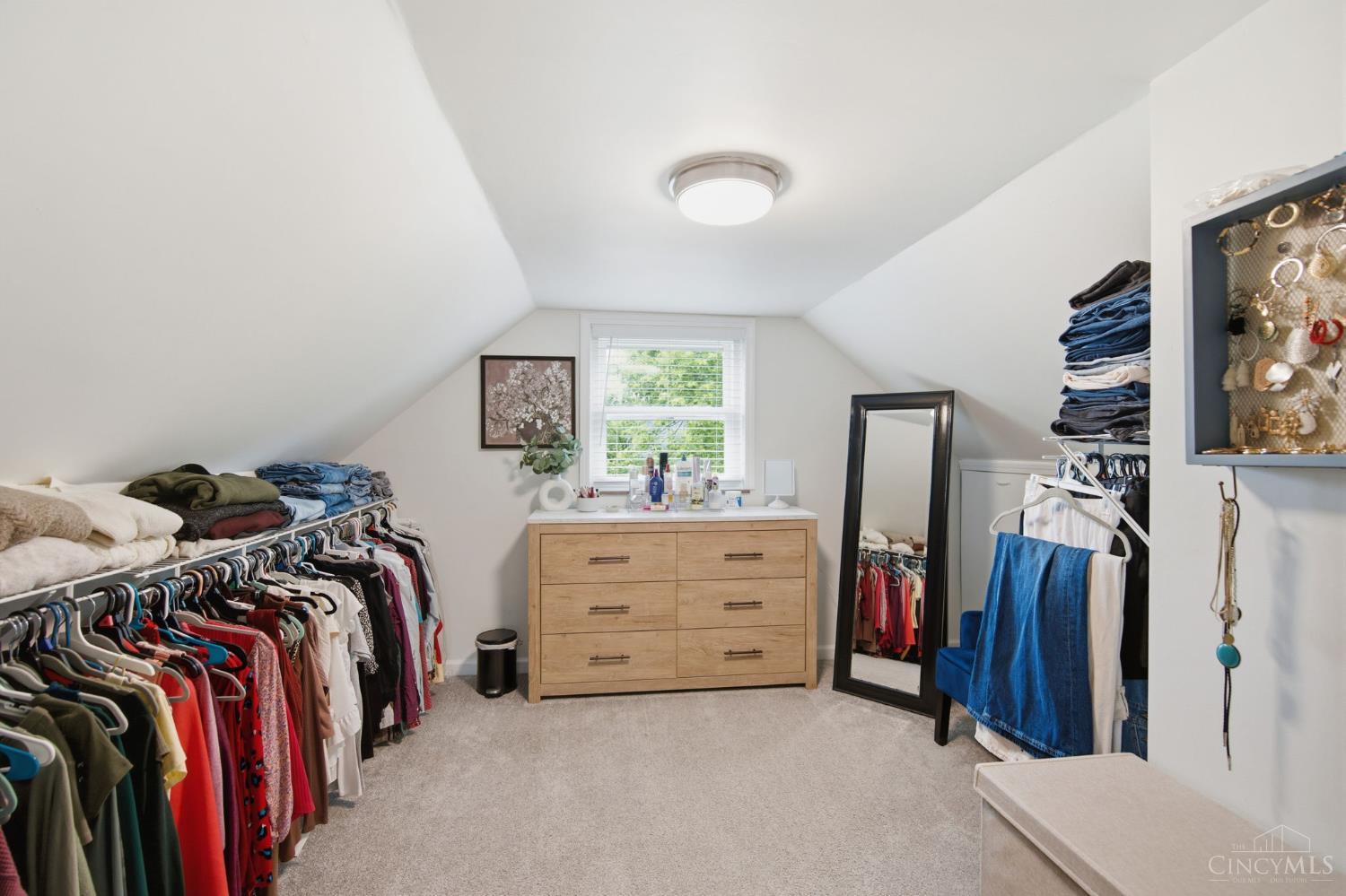3016 Crestmoor Lane