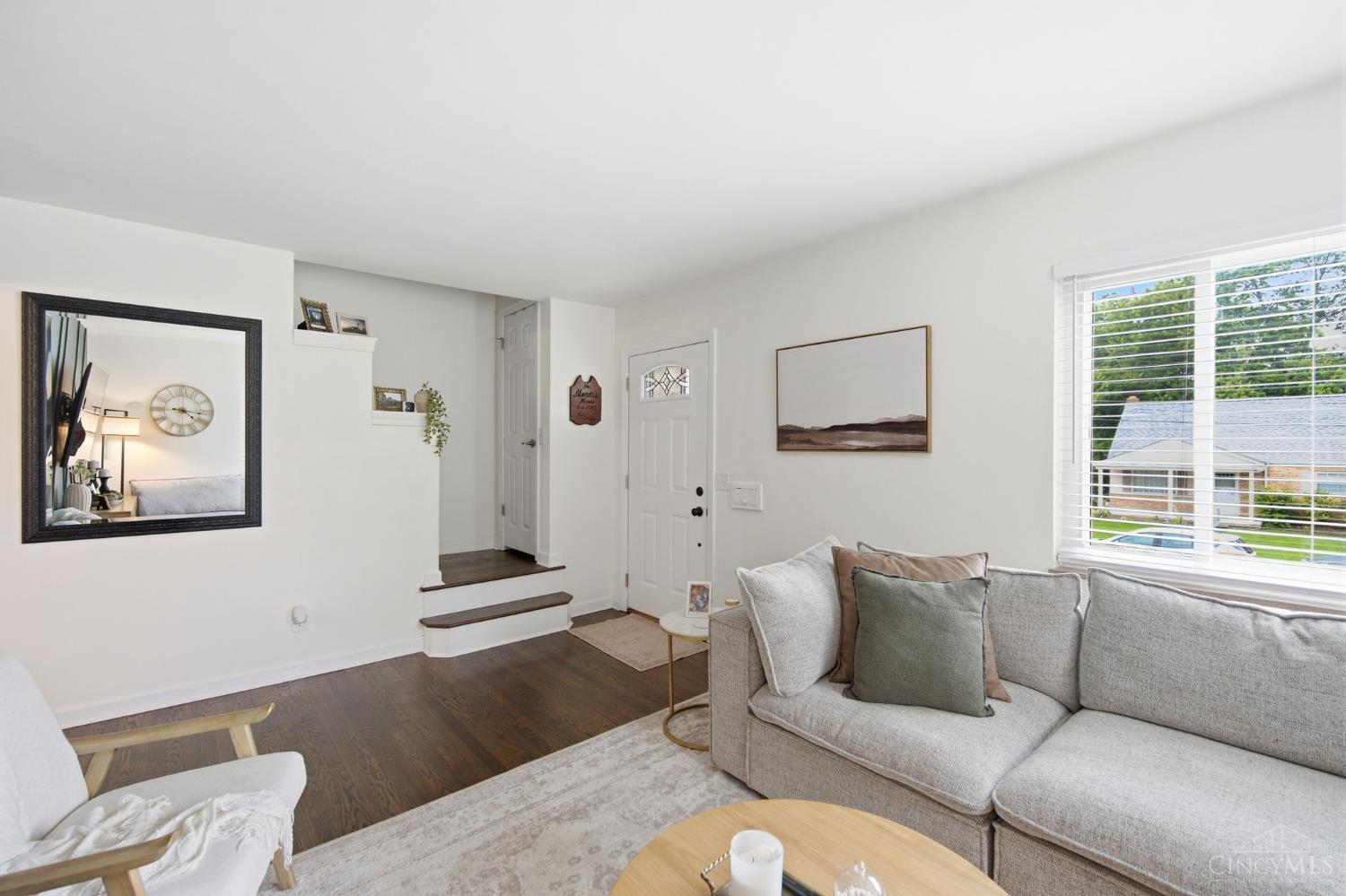 3016 Crestmoor Lane