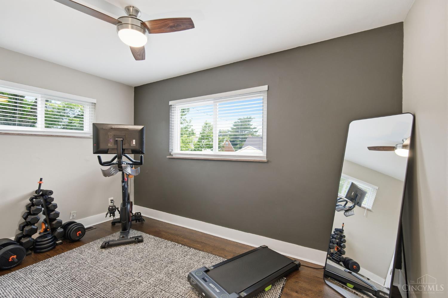 3016 Crestmoor Lane
