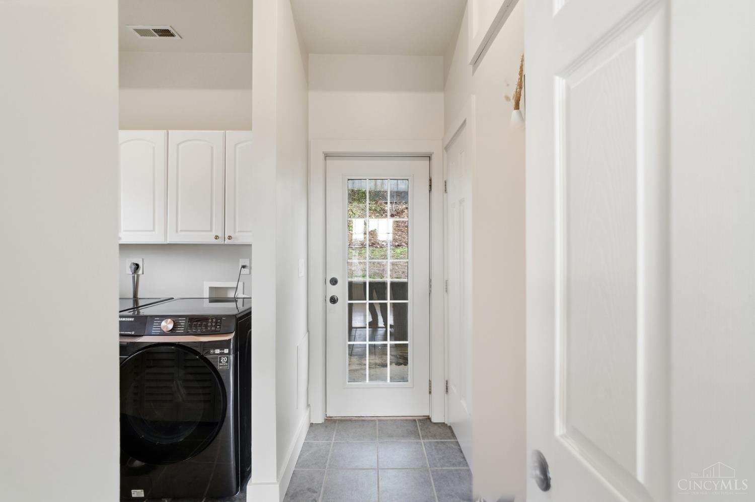 3608 Archer Avenue