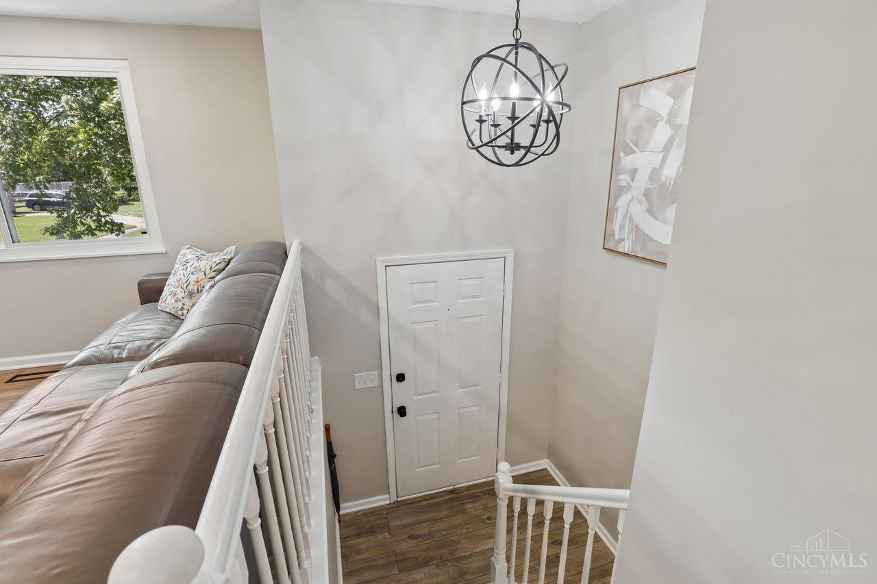 6673 Fernshire Court