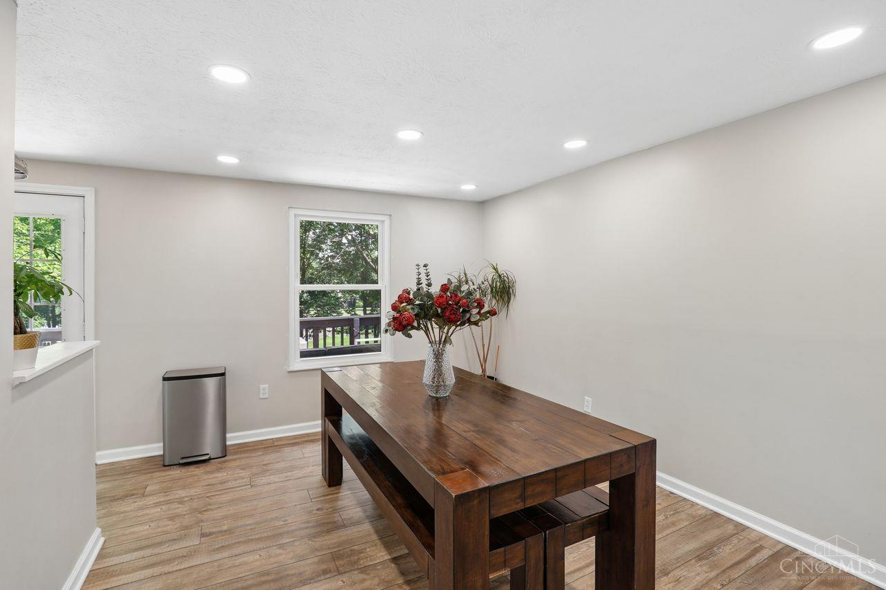 6673 Fernshire Court