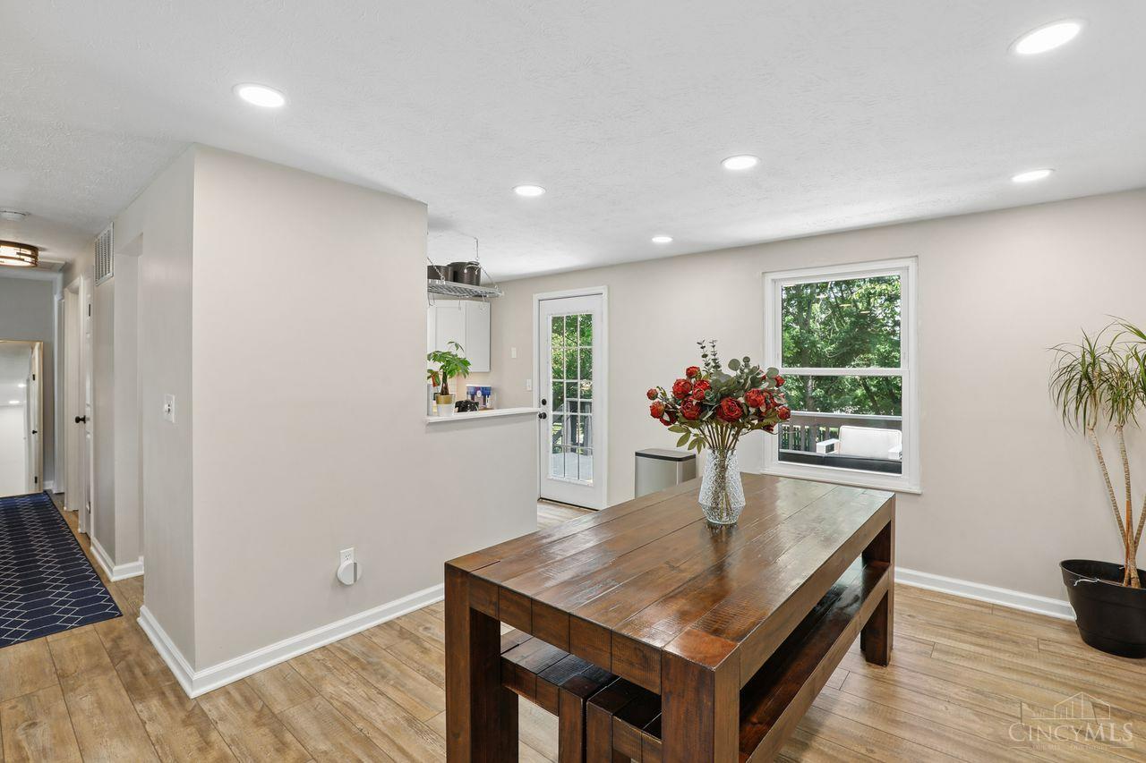 6673 Fernshire Court