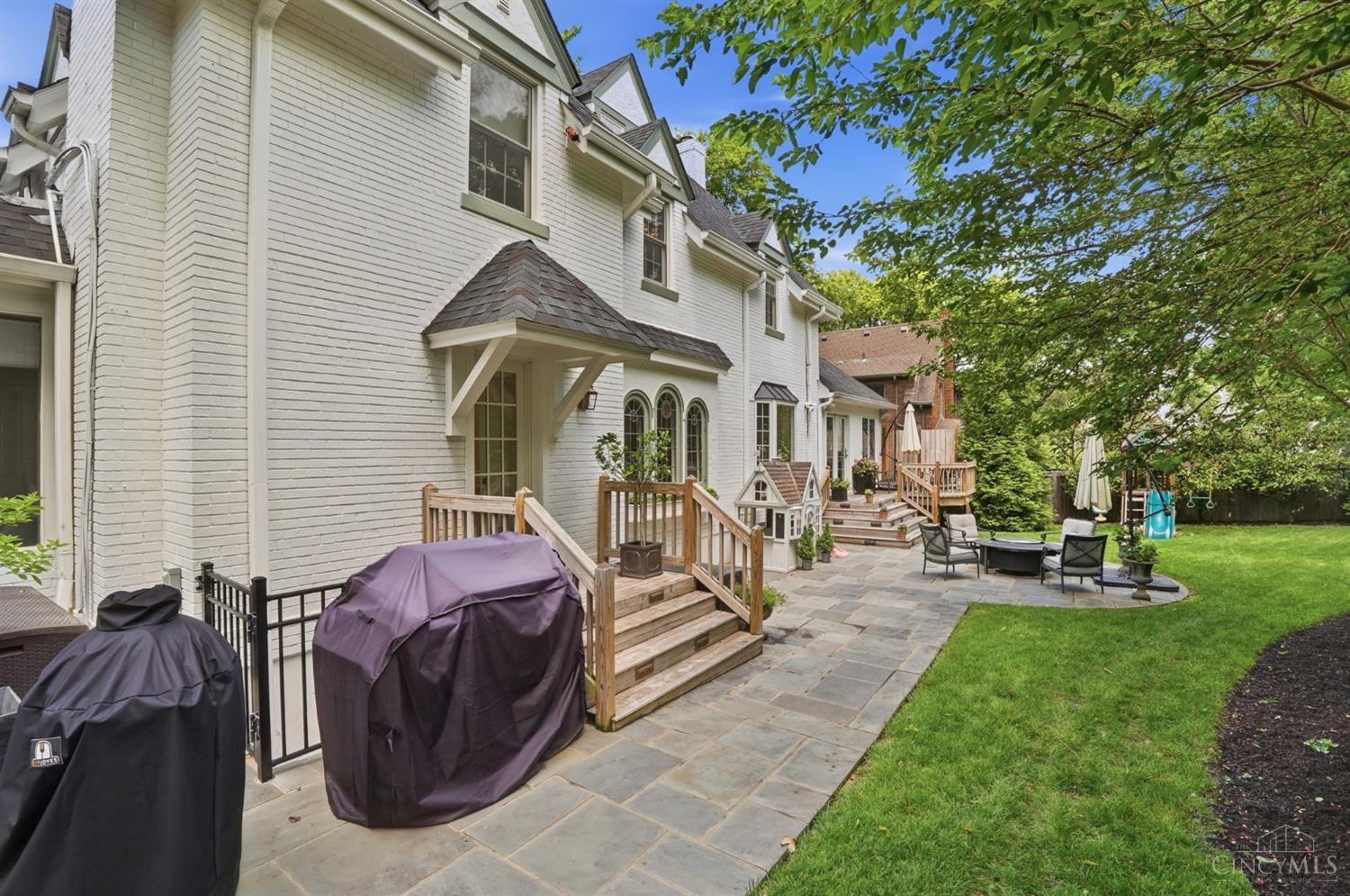 704 Tweed Avenue