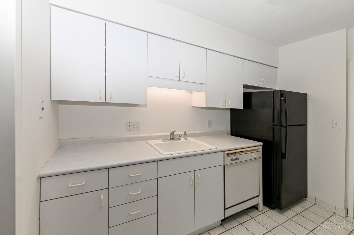 2444 Madison Road 1509