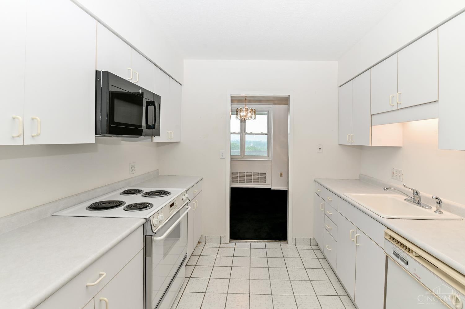 2444 Madison Road 1509
