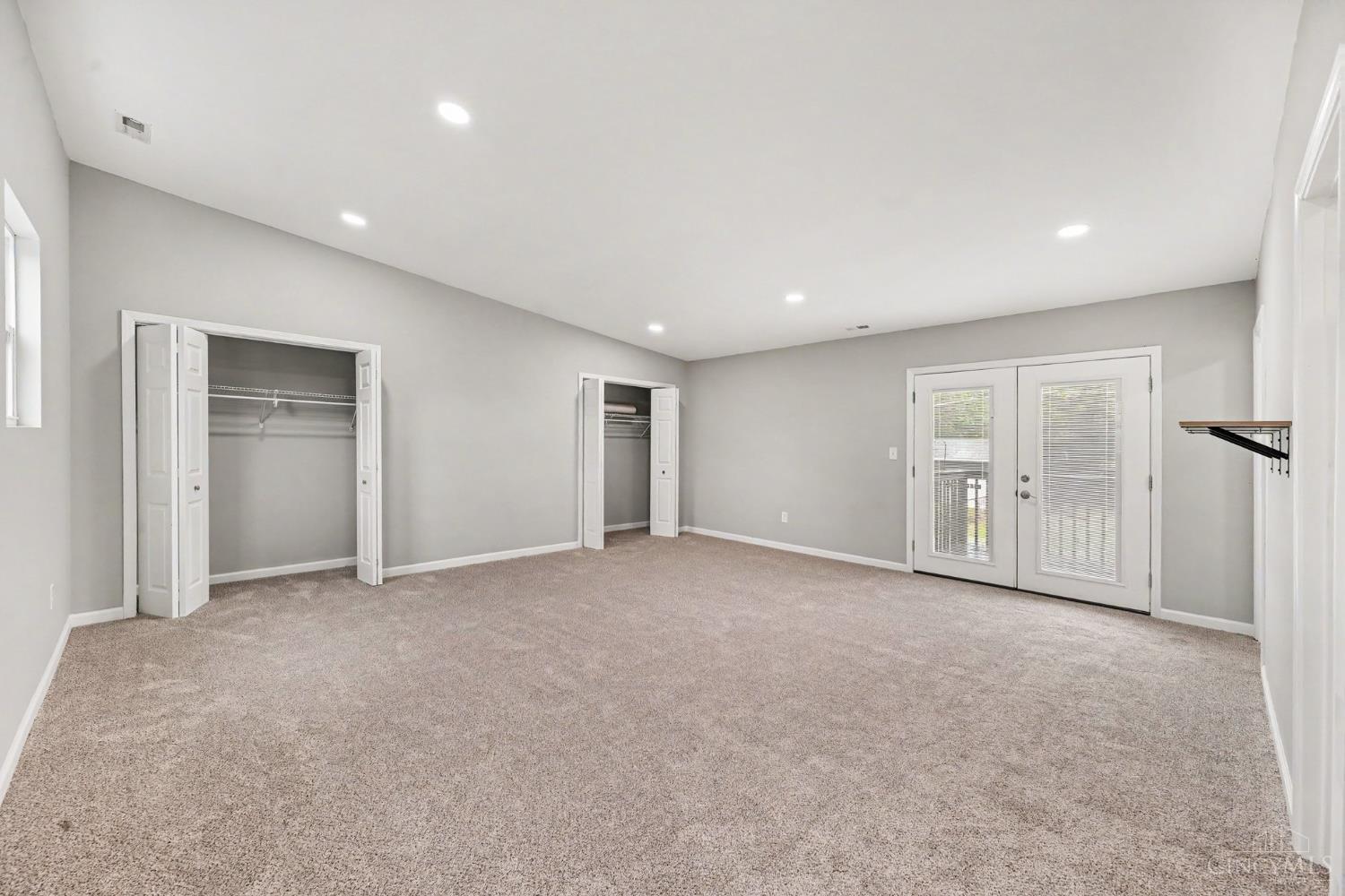 9032 Link Road