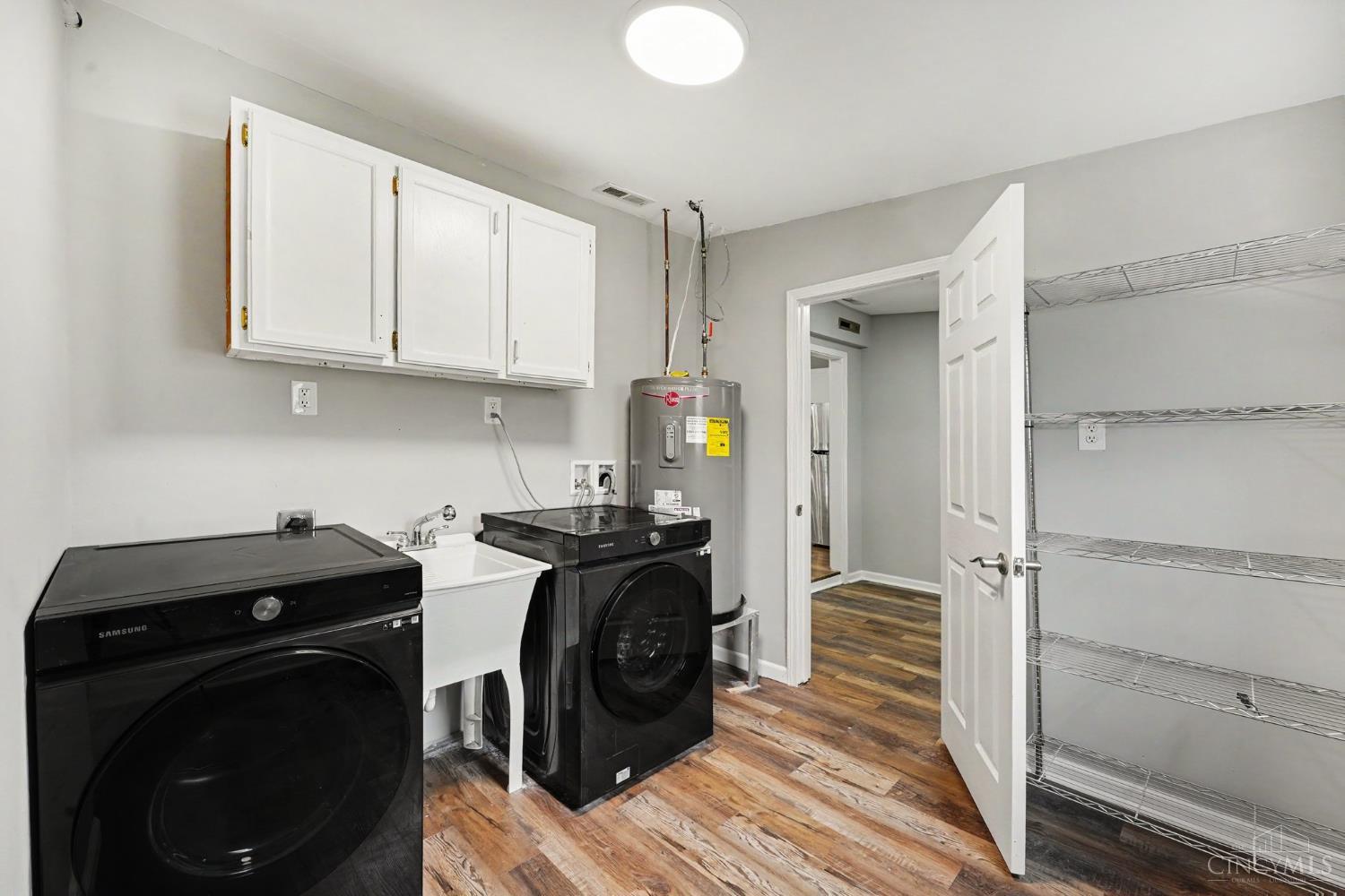 9032 Link Road