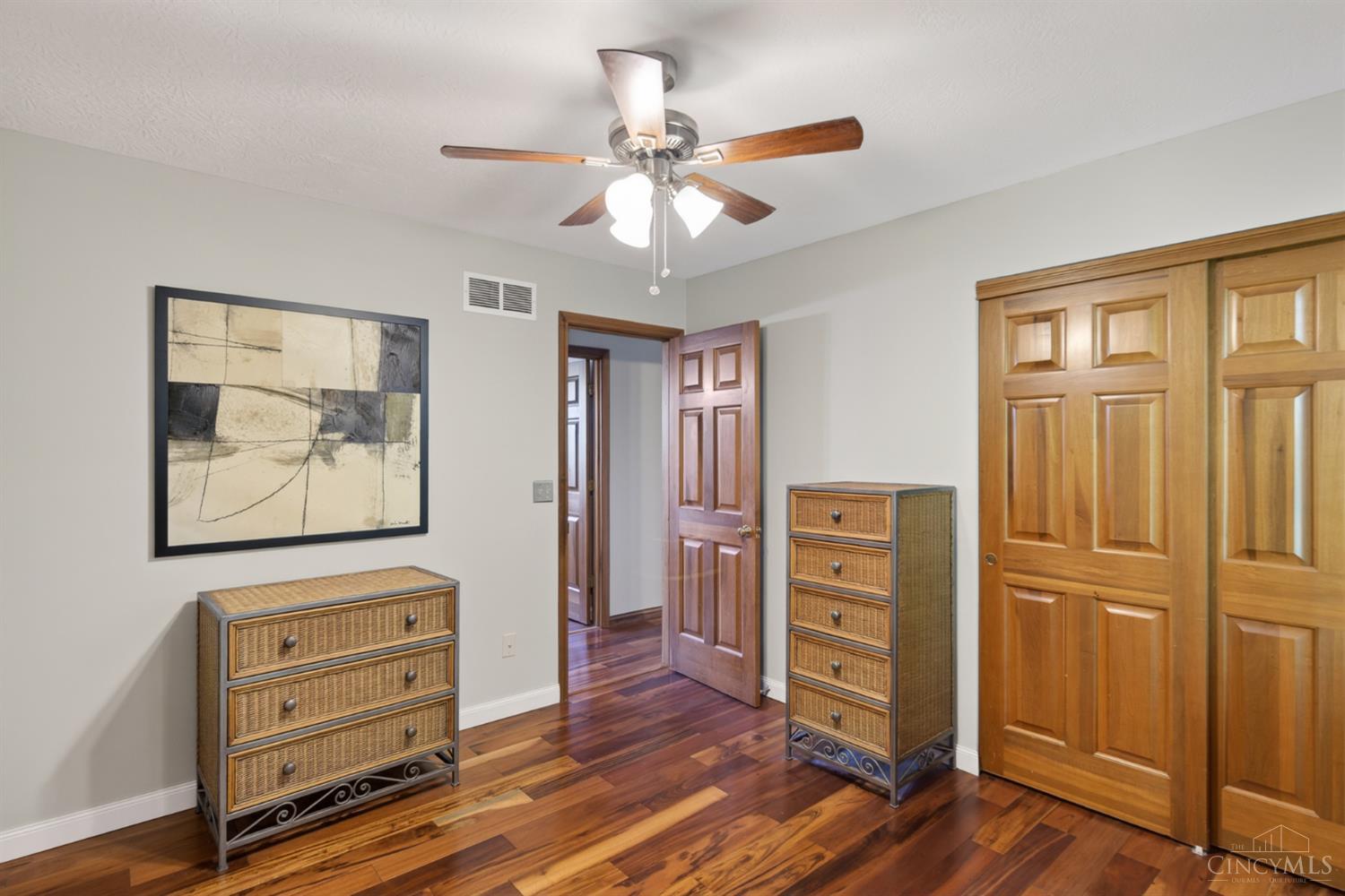 6380 Timberhill