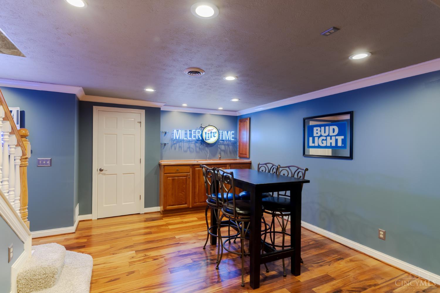 6380 Timberhill