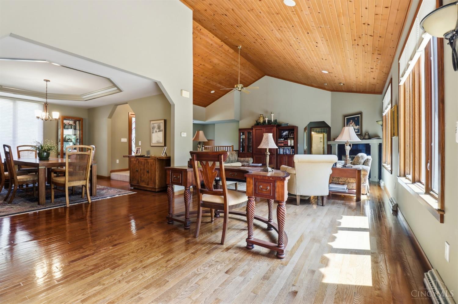 5661 Dunlap Road