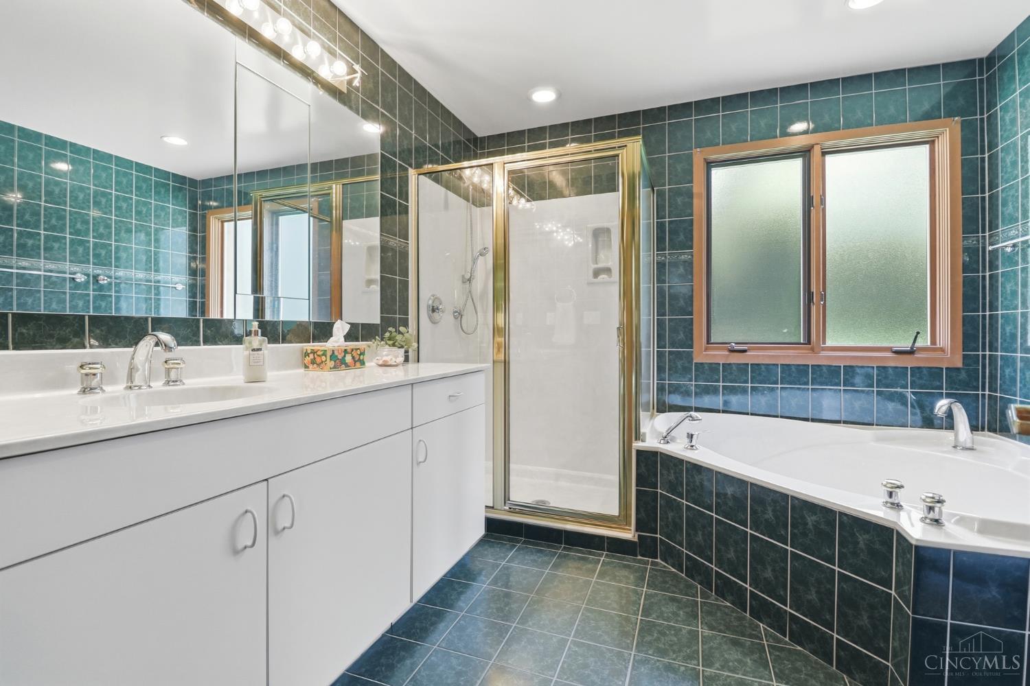 5661 Dunlap Road