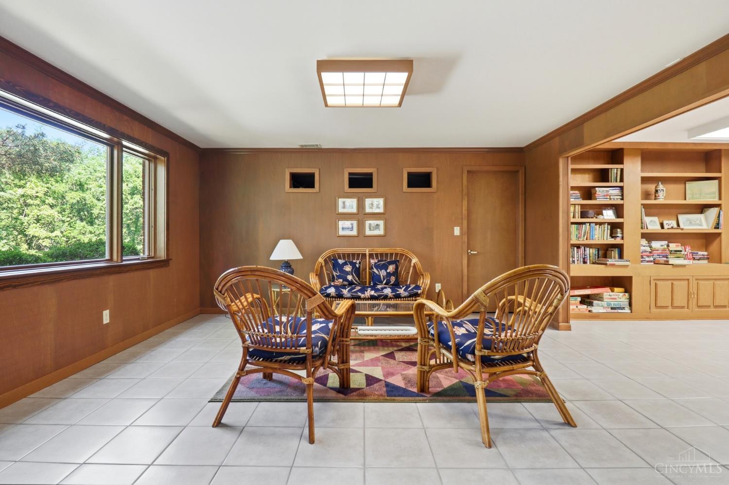 5661 Dunlap Road
