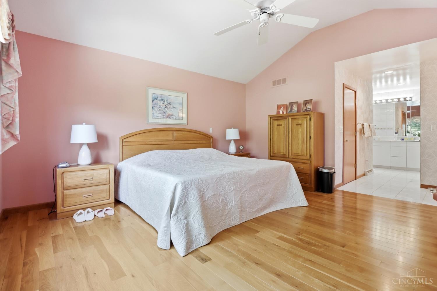 5661 Dunlap Road