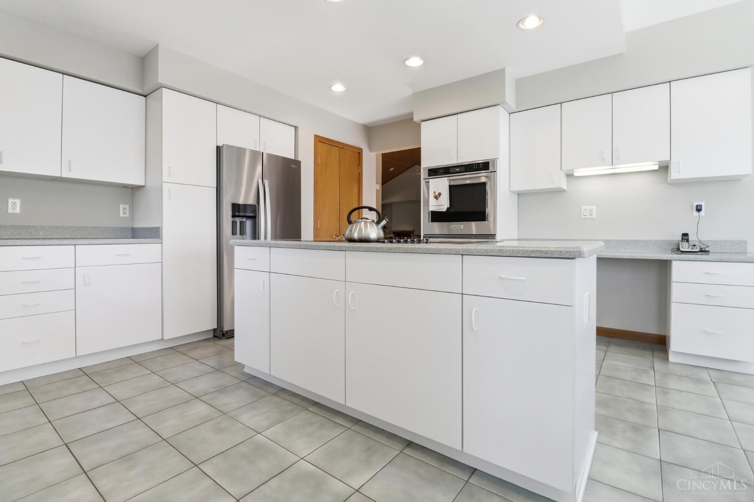 5661 Dunlap Road
