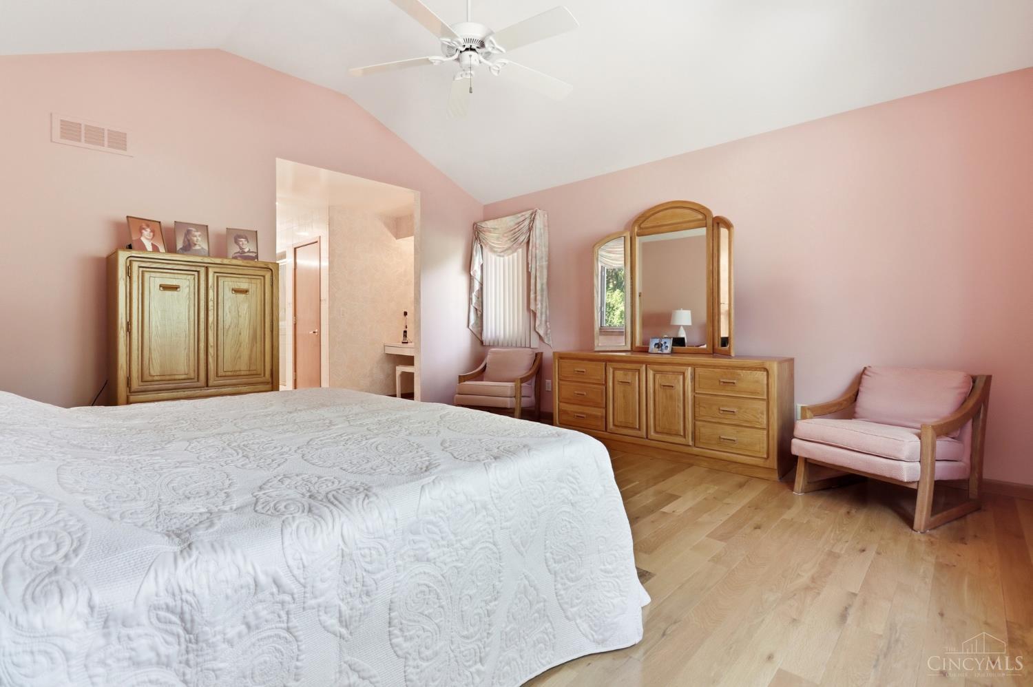 5661 Dunlap Road