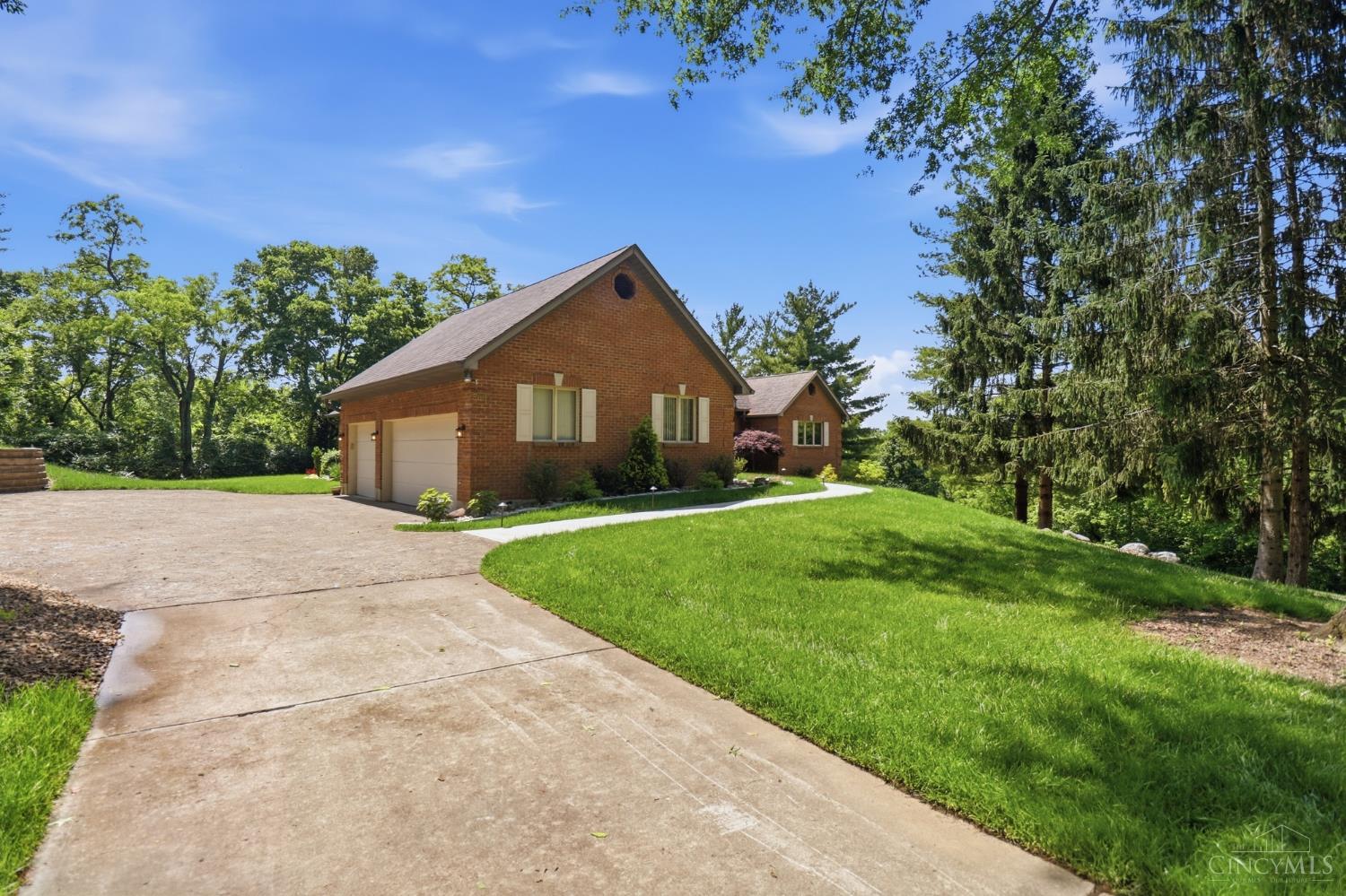 5661 Dunlap Road