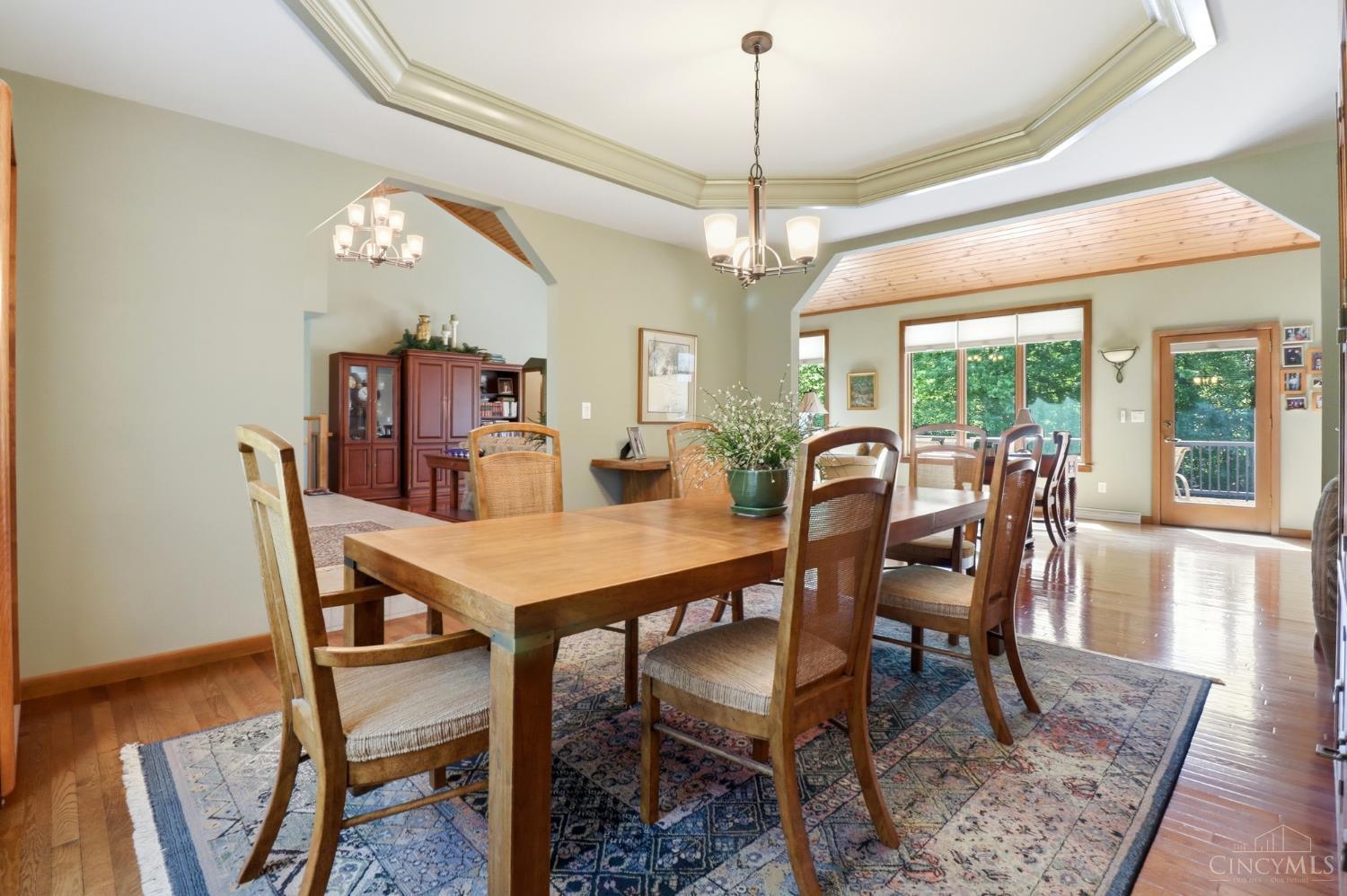 5661 Dunlap Road