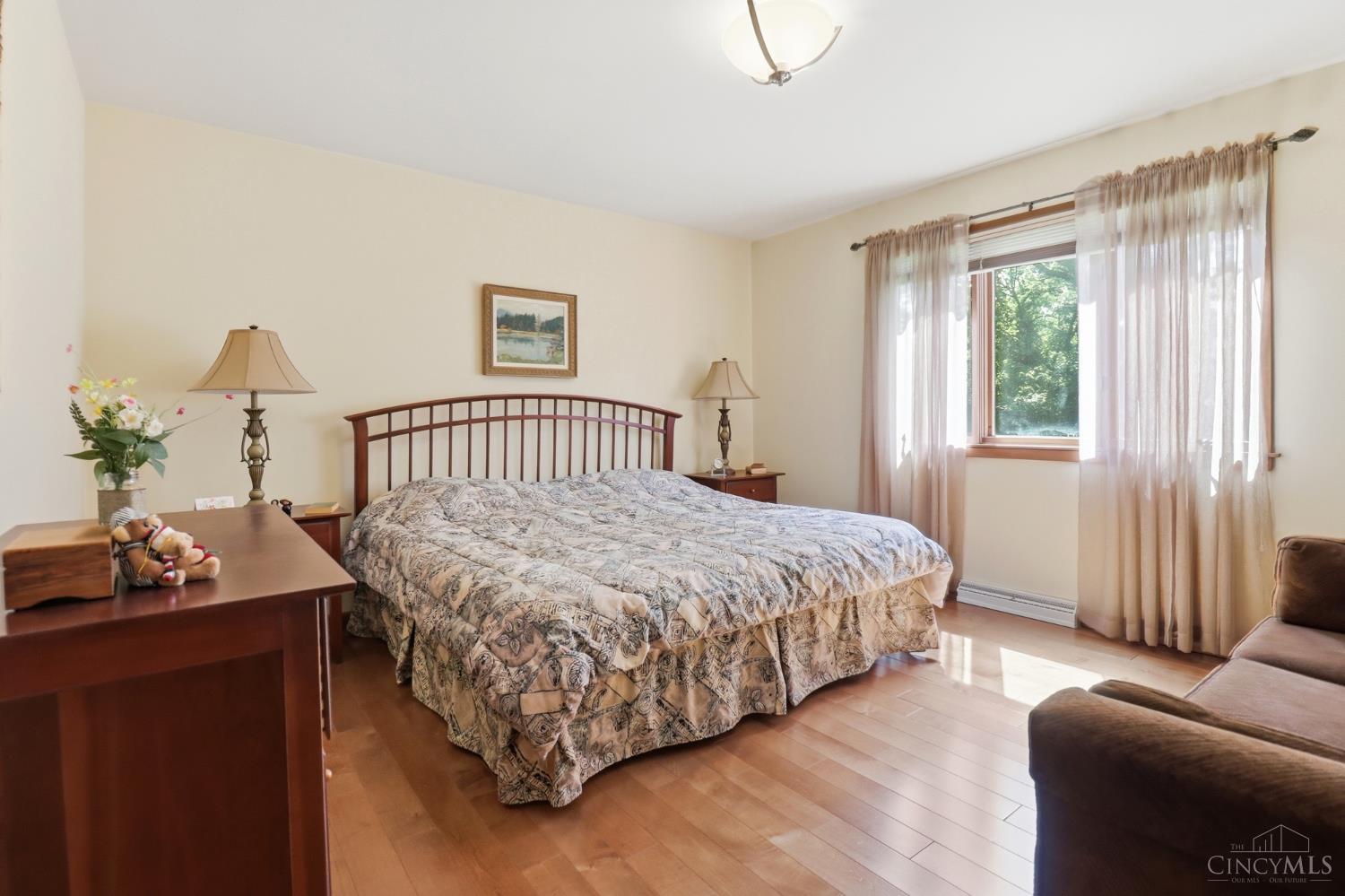 5661 Dunlap Road