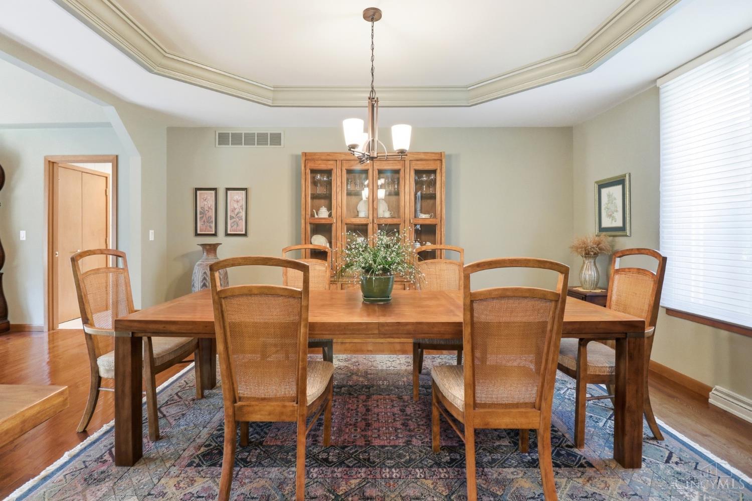 5661 Dunlap Road