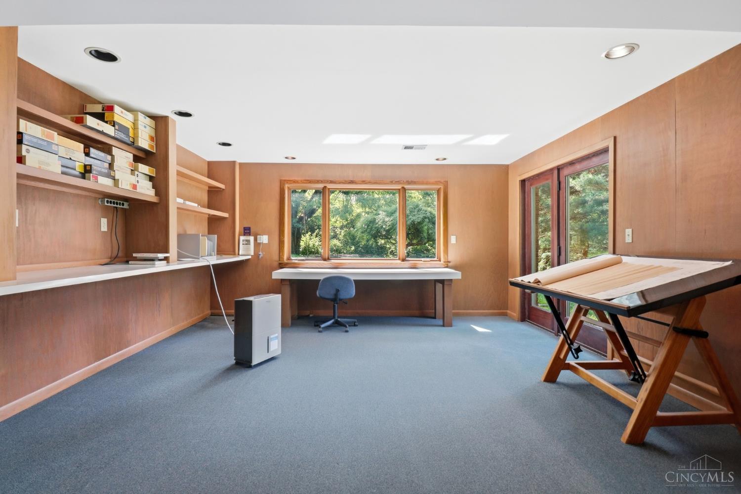 5661 Dunlap Road