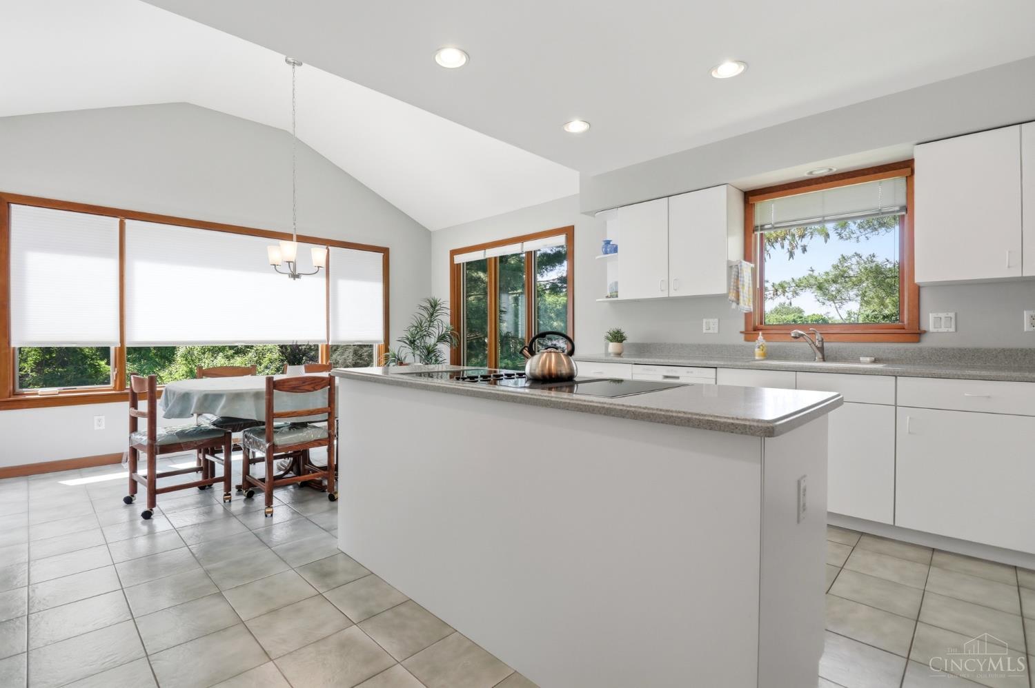 5661 Dunlap Road