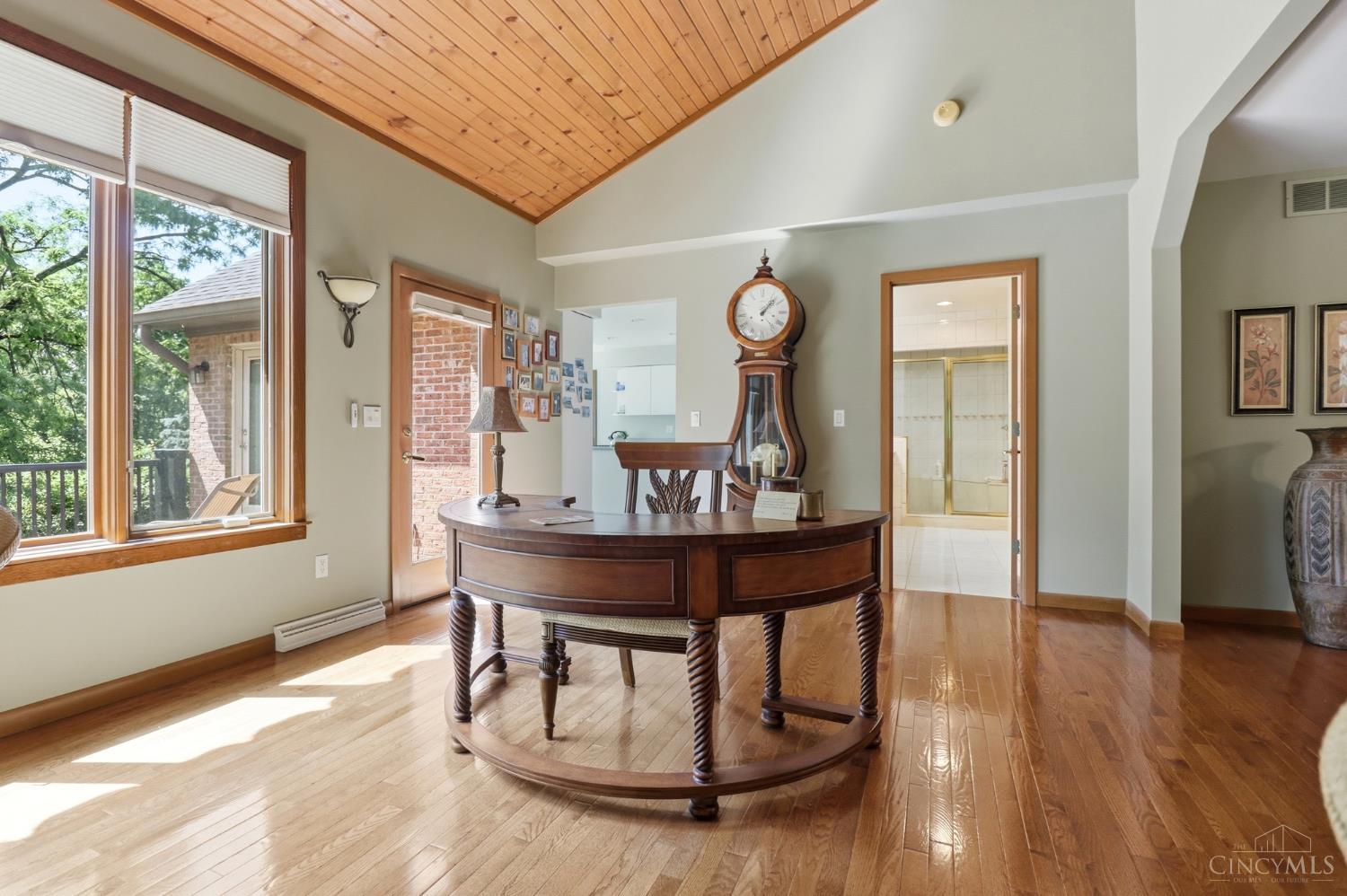 5661 Dunlap Road